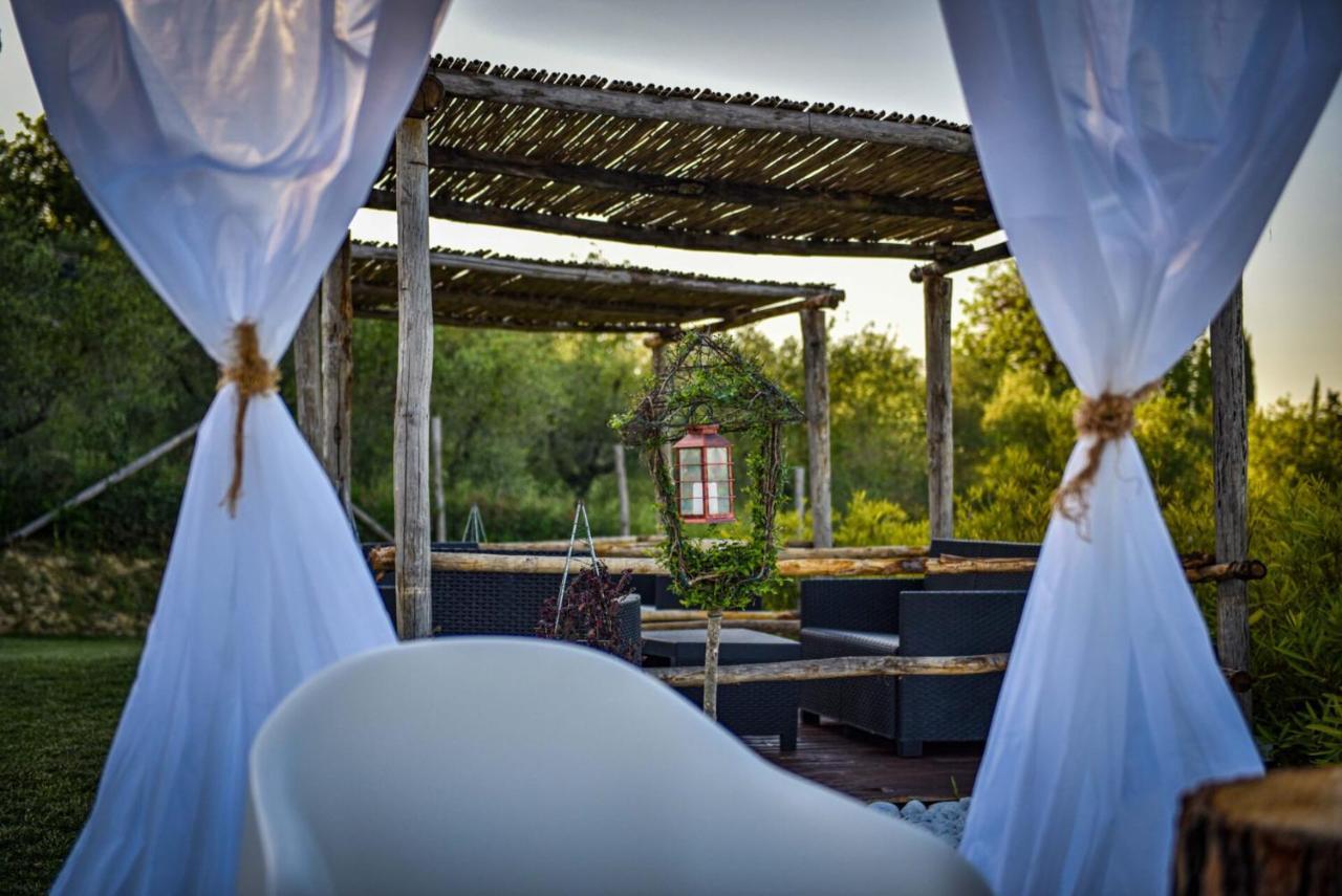 Essenziale Bed & Breakfast Castell'Anselmo Exterior photo