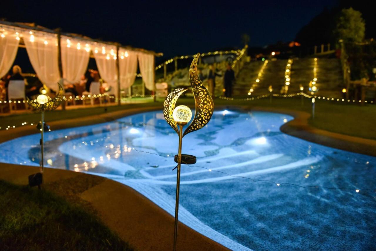 Essenziale Bed & Breakfast Castell'Anselmo Exterior photo