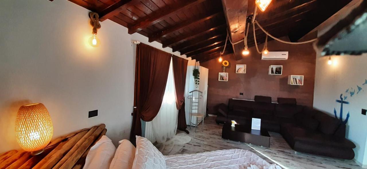 Essenziale Bed & Breakfast Castell'Anselmo Exterior photo