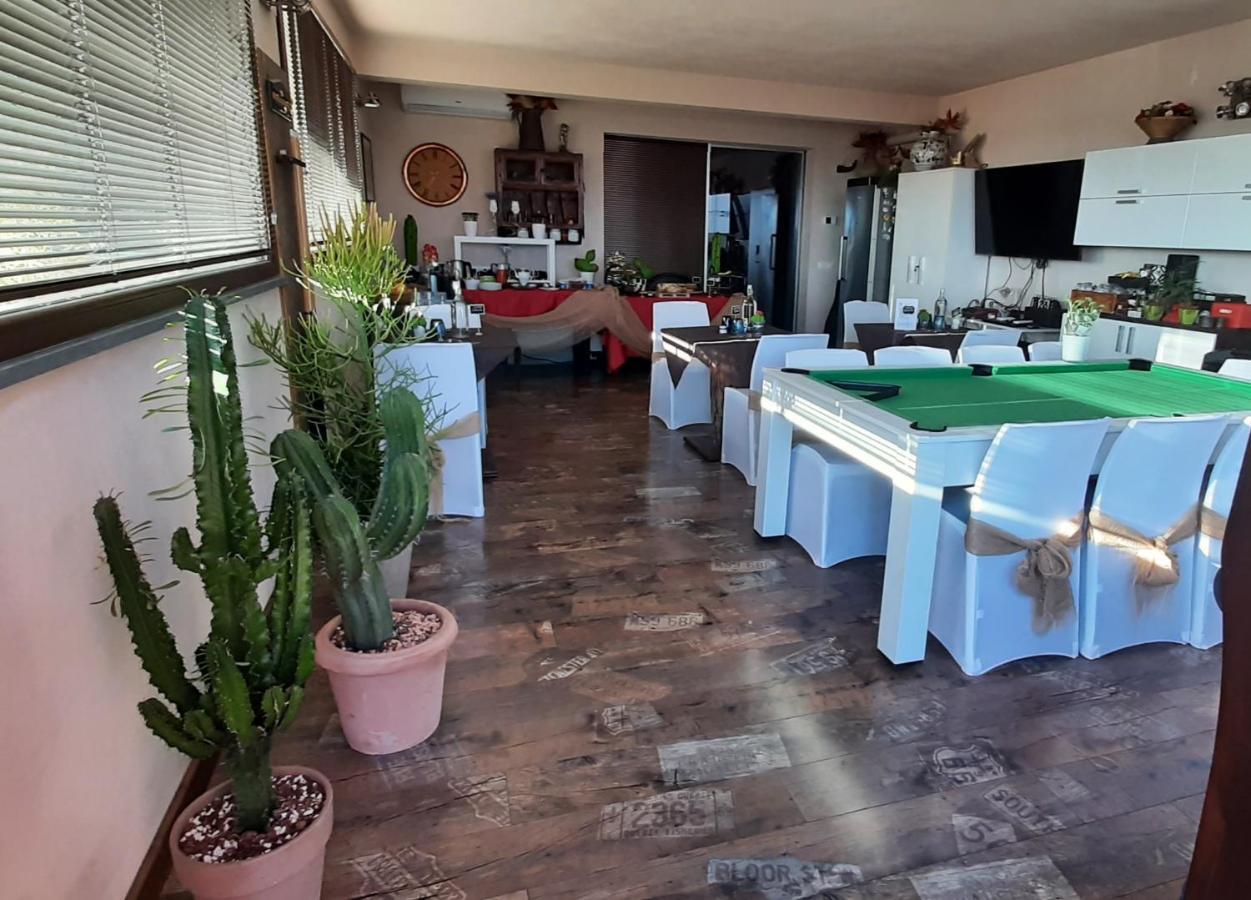 Essenziale Bed & Breakfast Castell'Anselmo Exterior photo
